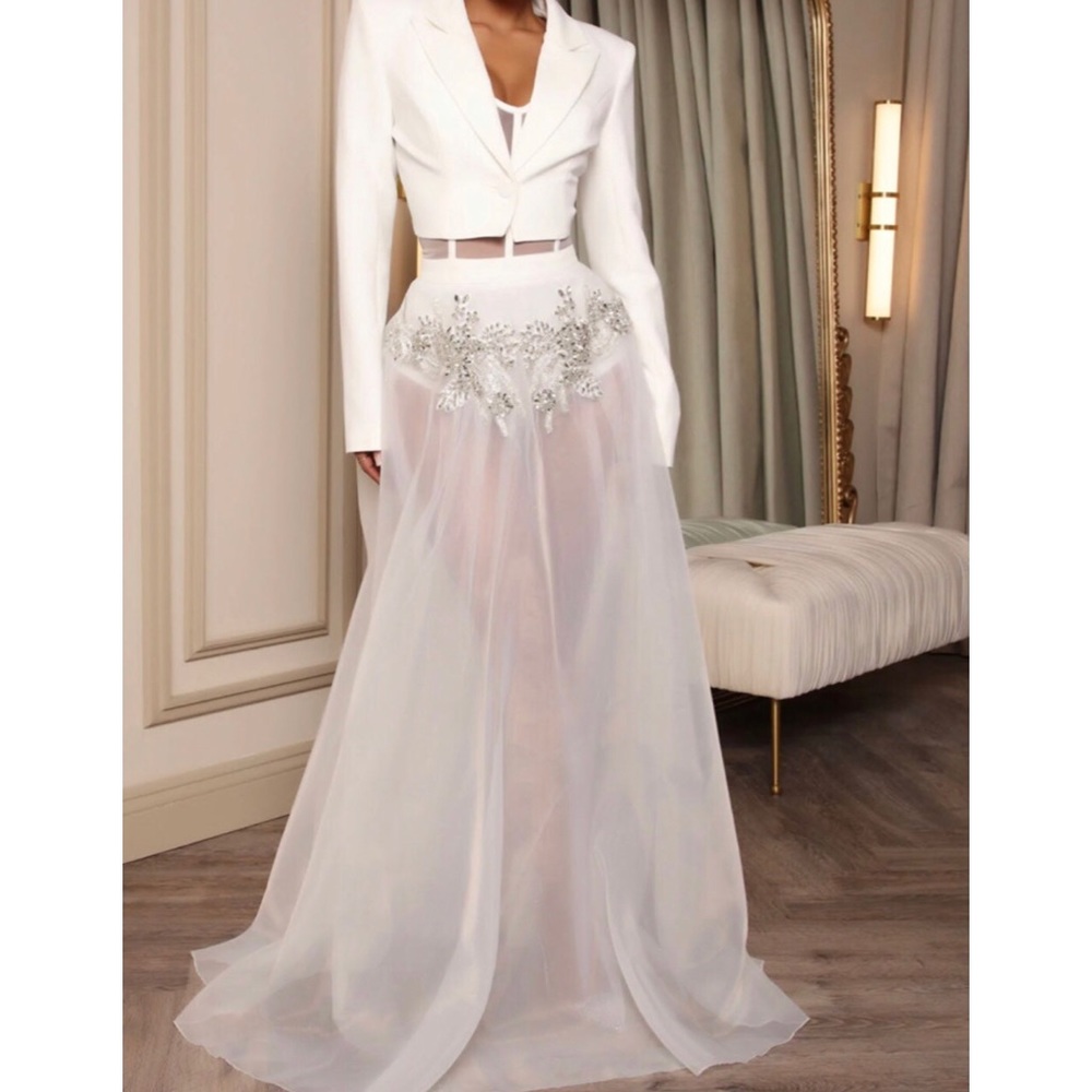 ELEGANT CORSET GOWN WITH CROP JACKET!